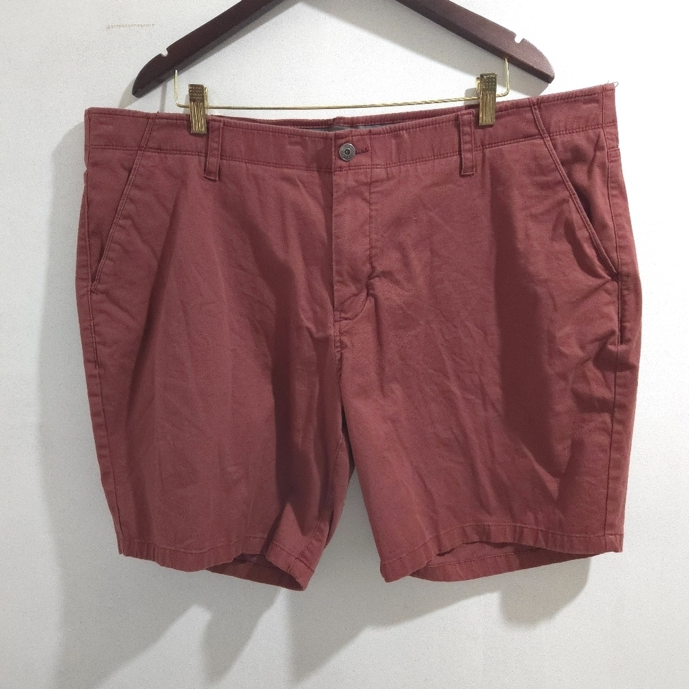 Denver Hayes | Men's Red Casual Shorts 44x8